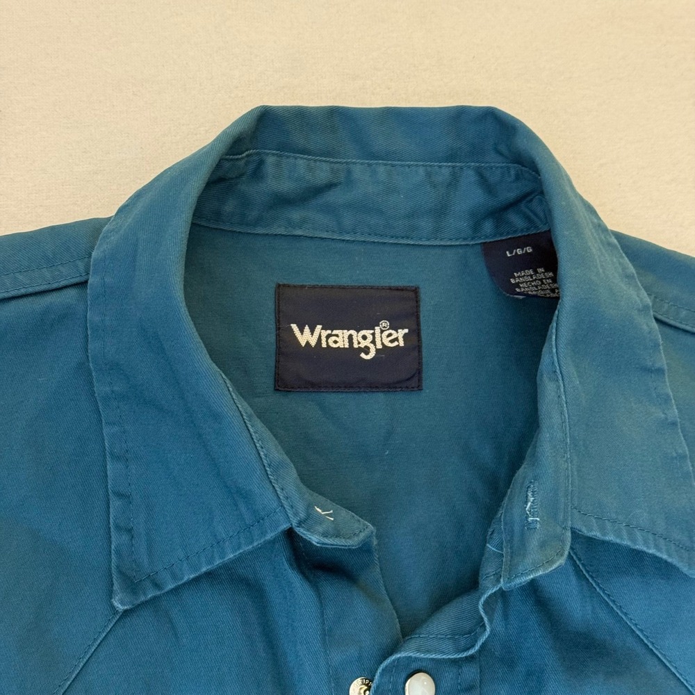 Wrangler Teal Button-Down Western Shirt - Picture 5 of 11